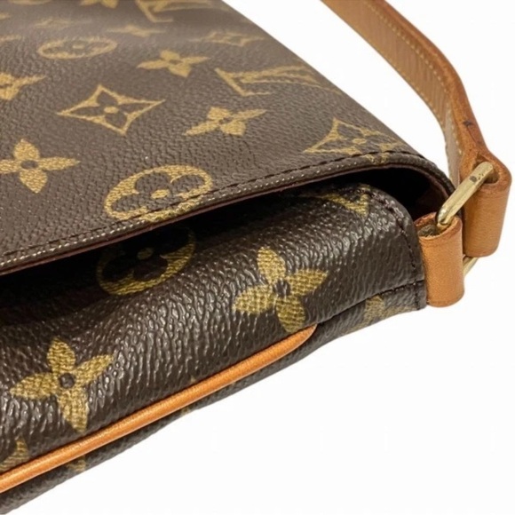 Louis Vuitton Musette Salsa - Picture 7 of 9